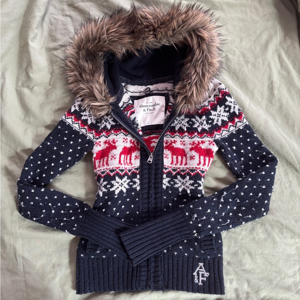 Abercrombie & Fitch Navy Sweater with Red and White Pattern